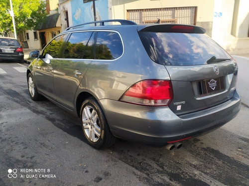 Volkswagen Vento Variant 2.5 Confort 170cv 2012