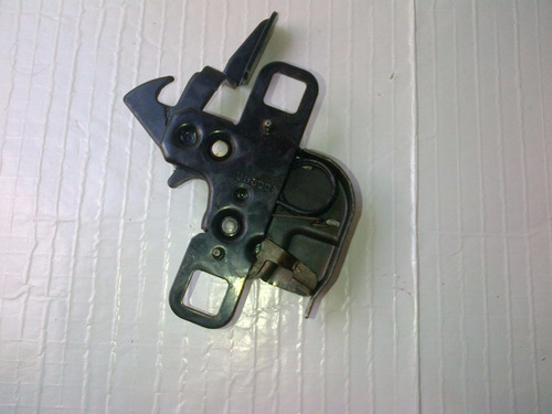 Imagen 2 de 3 de Cerradura De Capot Ford Ranger Original