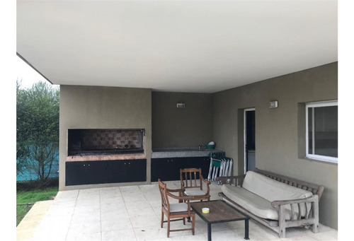 Bs As Village, Casa En Venta