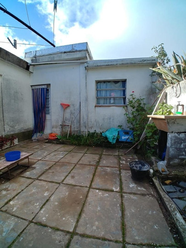 Imagen 13 de 15 de Casa Con Dpto Y Quincho En Centro De Marcos Paz
