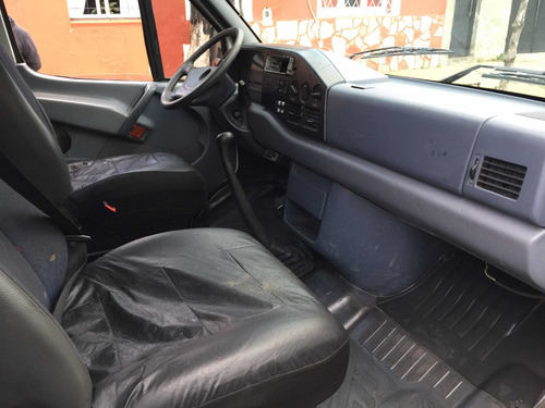 Imagen 14 de 15 de Mercedes-benz Sprinter 2.5 312 Furgon 3000 V2 2000