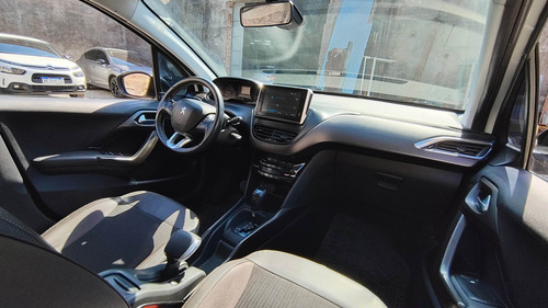 Peugeot 2008 1.6 Feline Tip