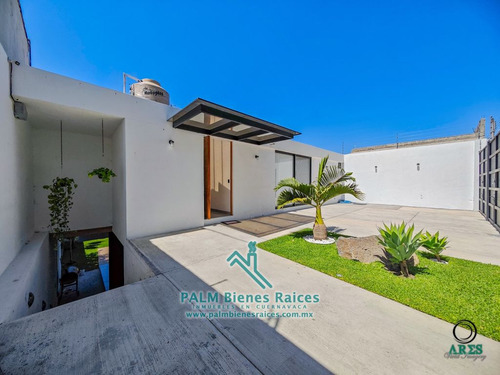 Casa Sola Con Alberca Climatizada, Brisas, 3 Recámaras, 3.5 Baños, 3 Autos, Seguridad 24hrs $6,350,000.00