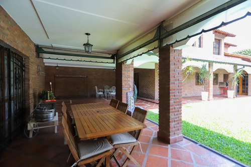 Casa En El Palomar