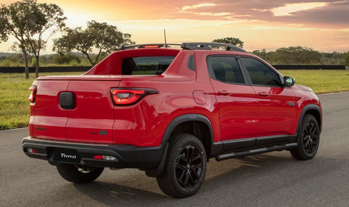 Imagen 8 de 22 de Fiat Toro 4x2 4x4 Freedom Volcano Tomo Usada Gnc Inmediato *