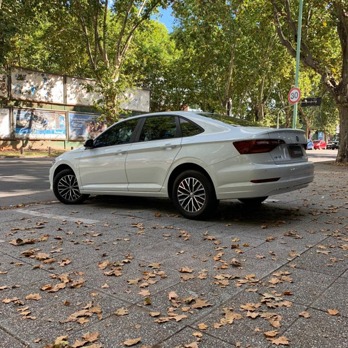 Volkswagen Vento Comfortline 1.4 Tsi Dsg Dissano Automotores