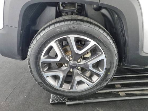 Imagem 14 de 15 de Jeep Renegade 1.8 16v Flex Longitude 4p Automático
