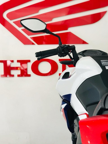 Imagen 4 de 24 de Honda Cb190r 2024 Cali
