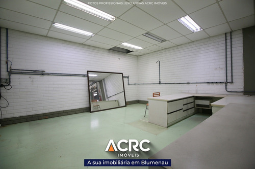 Acrc Imóveis - Galpão Com Linda Área Externa E Ar Central Para Locação No Bairro Itoupavazinha - Gl00209 - 69266426