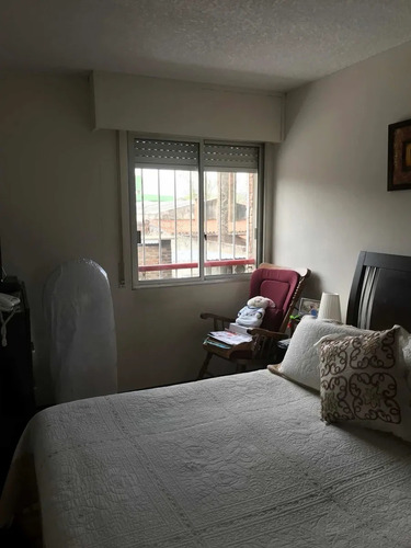 Alquiler. Amueblado En La Blaqueada, 1 Dormitorio, Piso 1 Tz