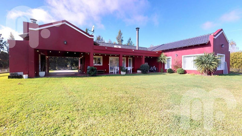 Imagen 2 de 19 de Venta Casa- Campos De Roca