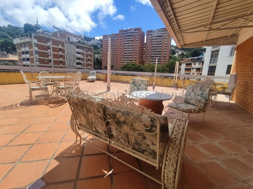 Espectacular Ph En Venta En Hermoso Edificio De Los Chaguaramos Mls#25-10496 - Jca