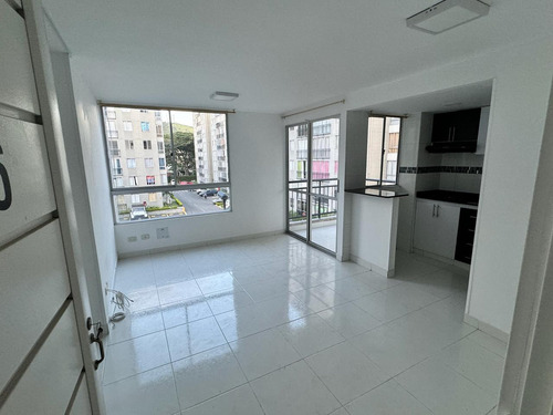 Venta Apartamento 60mts2, En Las Guabinas, Yumbo, 11237.