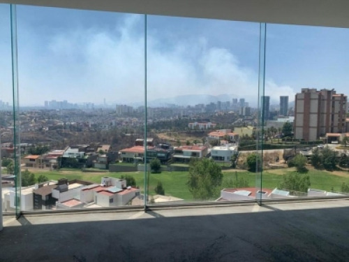 Departamento En Venta Bosque Real .