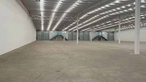 Se Renta Bodega Cross Dock En Carretera Silao Irapuato