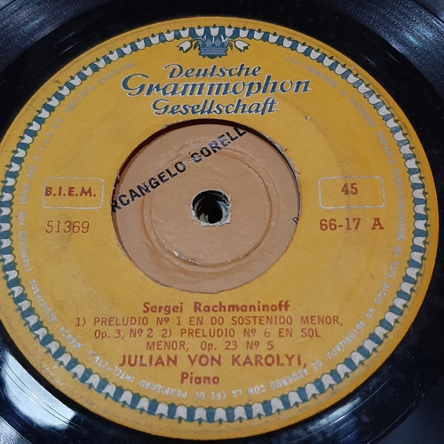 Simple Julian Von Karolyi Deutsche Grammophon C22