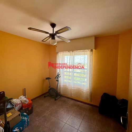 Apartamento De 2 Dormitorios Frente A Plaza Vella Vista