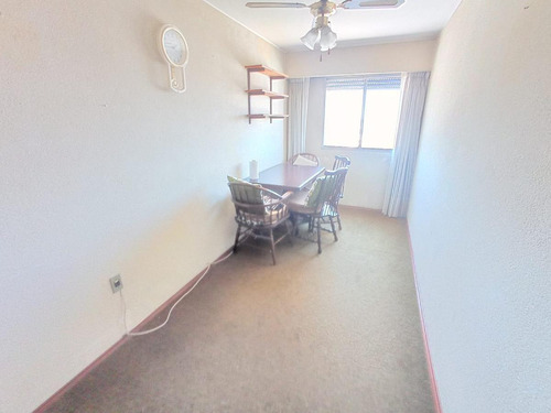 Imagen 8 de 10 de Apartamento -av. Italia Frente A Shop. Plaza Italia Con Gran Vista Despejada