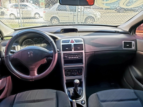 Imagem 7 de 10 de Peugeot 307 2009 1.6 Presence Flex 5p