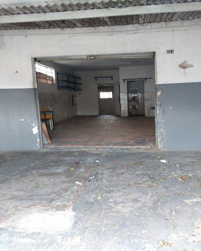 Imagem 28 de 30 de Casa 3 Dormitórios A/c 138 A/t 366 M² Mais Salão 39 M² A/c 184 A/t Total 550 M² - Ca00039 - 33506987