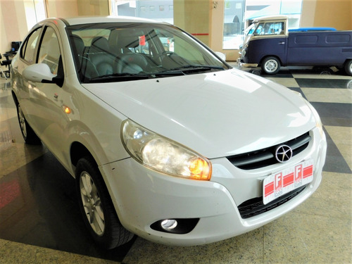 Jac J3 Turin Sedan 1.4 16v 4p Mec.