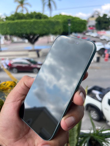 Iphone 16 (128gb) Verde Azulado- Libre-bandeja Sim Verde Claro (Usado)