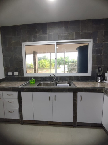 Imagen 8 de 22 de Townhouse Vacacional Urb Brisas De San Miguel Margarita A 5 Minutos Del Sambil