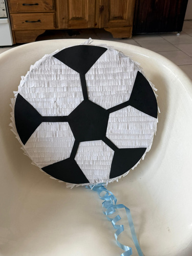 Piñatas De Carton