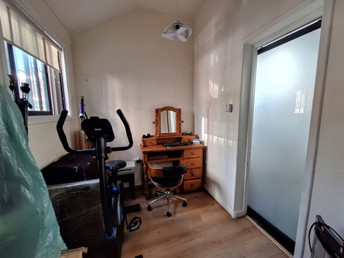 Casa En Venta De 5 Dorm. En Ñuñoa