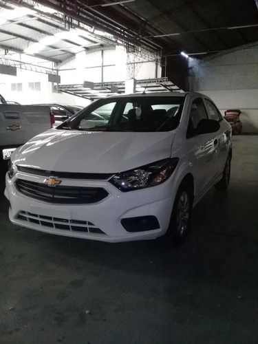 Chevrolet Onix Plus 1.4 Black Edition