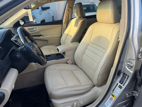 Toyota Camry 2.5 Xle L4 Navi At