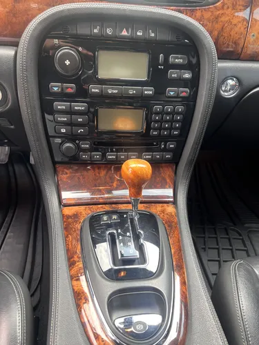 Jaguar Xj8 L