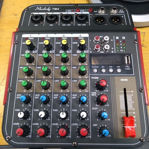 Mesa Mixer Áudio Bluetooth Banda Estúdio Gravação Igreja Usb