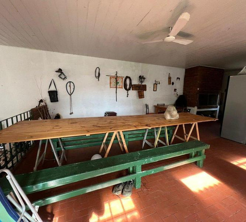 Casa Quinta De 3 Ambientes Con Piscina Sobre Gran Lote En Sierras De Los Padres/ La Peregrina