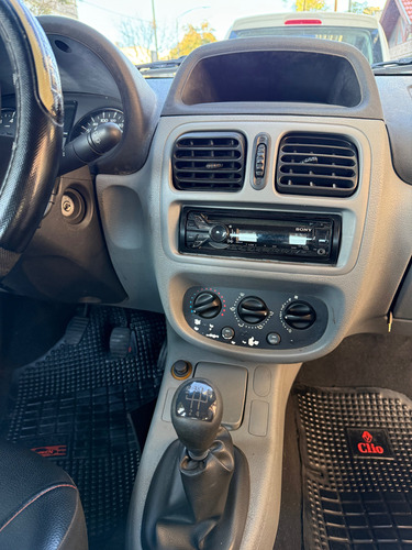 Renault Clio 1.2 Mío Authentique