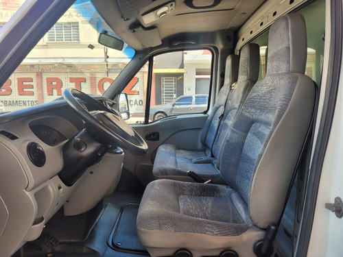 Renault Master chasis 2.5 Dci L2h1 2p