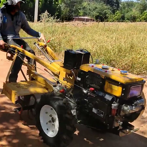 Microtrator Diesel Partida Elétrica C/ Enxada 13hp 638cc Mr3