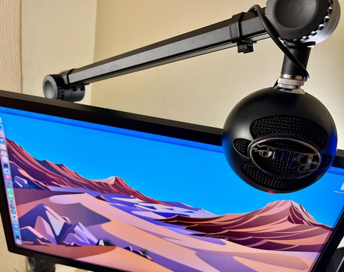 Imagen 2 de 5 de Combo Micrófono Blue Snowball Ice + Boom Arm