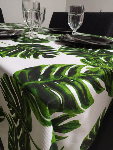 Imagem 3 de 6 de Toalha Para Mesa 4 Lugares Quadrada 1,50 X 1,50 Estampas