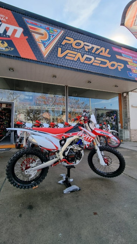 Imagen 1 de 12 de Jawa Rvm Cz 250 R - Nueva Generacion - Portalvendedor