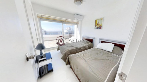 Imagen 3 de 18 de Hermoso Pent House A Pasos Del Mar - Punta Del Este Brava