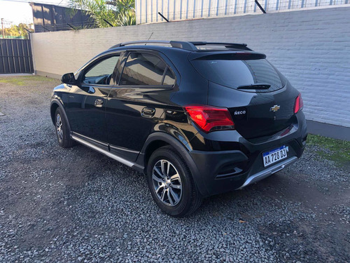 Chevrolet Onix Active