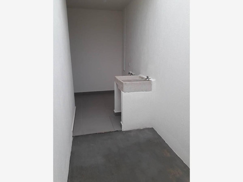 Imagen 8 de 12 de Casa Sola En Renta Vilanova Residencial