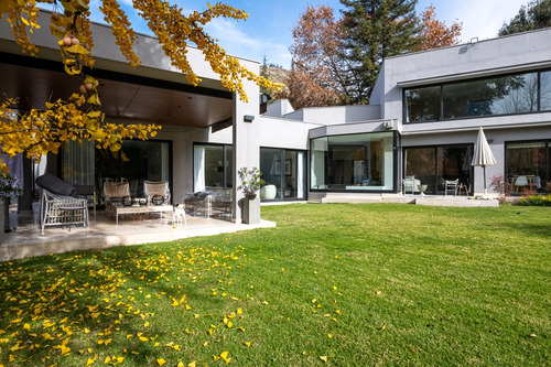 Impecable Casa En Manquehue Oriente, La Dehesa