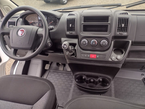 Imagem 10 de 15 de Fiat Ducato