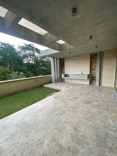 Imagen 14 de 15 de Yosmar & Fernando Venden Town House En Cumbres De Guataparo. Foth-