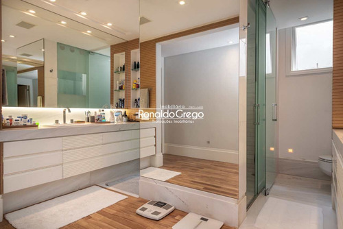 Imagem 19 de 30 de Apartamento Com 4 Dorm S 4 Suite 4 Vagas 1 De Empregada - V3323