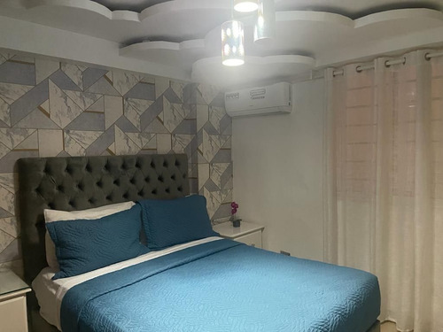 De Oportunidad. Excelente Apartamento En Los Restauradores