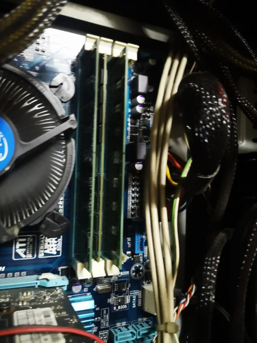 Imagen 2 de 4 de Pc De Escritorio 24gb Ram 3tb Disco