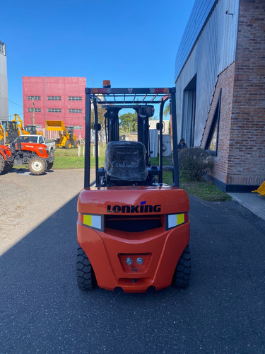 Autoelevador Lonking 2.5t Torre 4,5 Mt